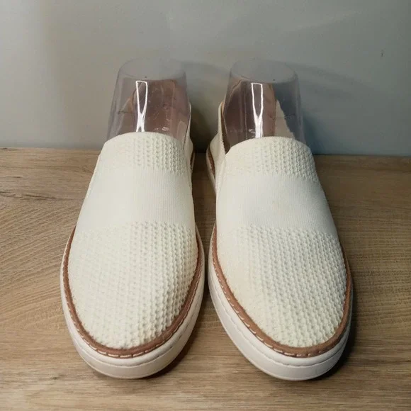 UGG Knit Slip On Sneakers Shoes Womens Size 8 US Cream Casual Comfort Minimalist - Picture 4 of 10